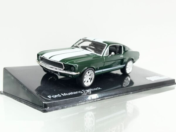 Ford mustang fastback
