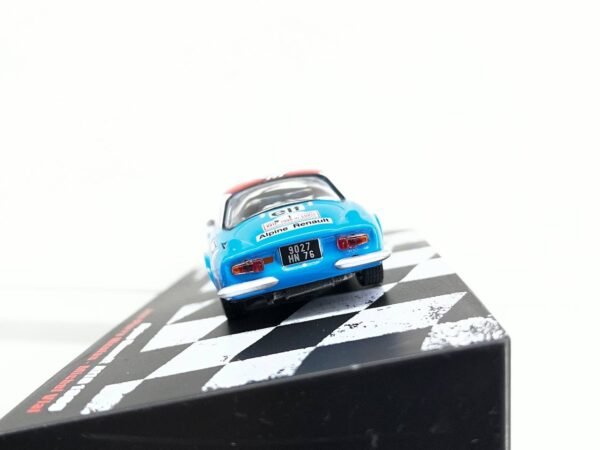 IMG_0431 Alpine-Renault A110 1800