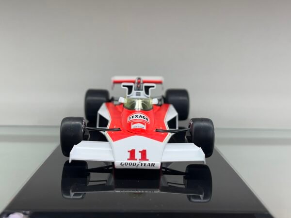 MCLAREN M23 - JAMES HUNT - 1976