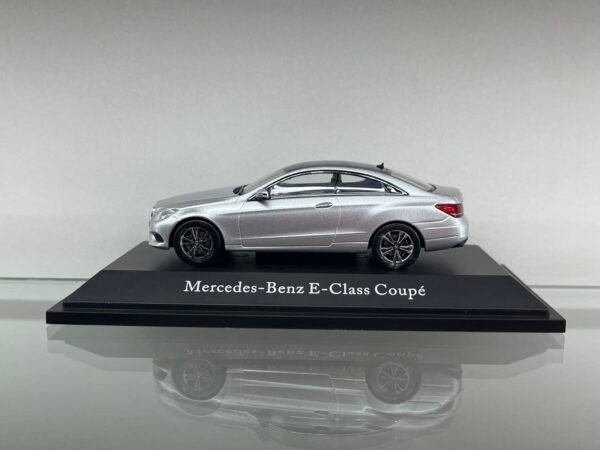 Mercedes-Benz -E class coupé