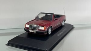 Mercedes-Benz 300 CE-24