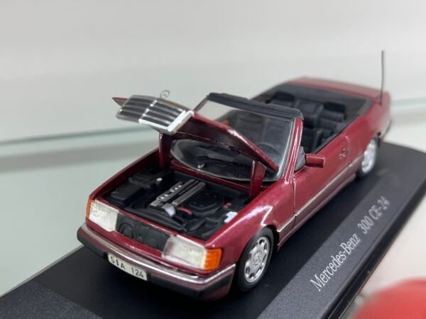Mercedes-Benz 300 CE-24