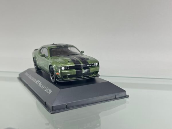 DODGE CHALLENGER SRT HELLCAT (2020)