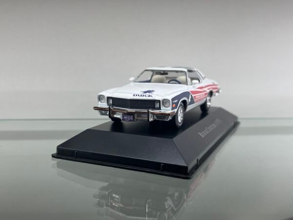 BUICK CENTURY (1975)