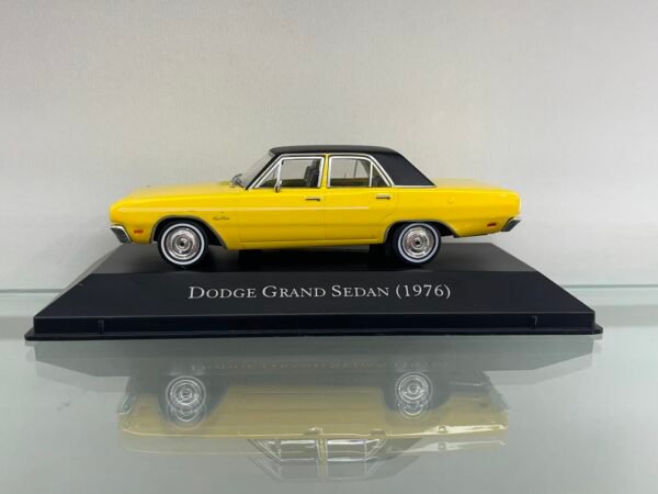 DODGE GRAND SEDAN (1976)