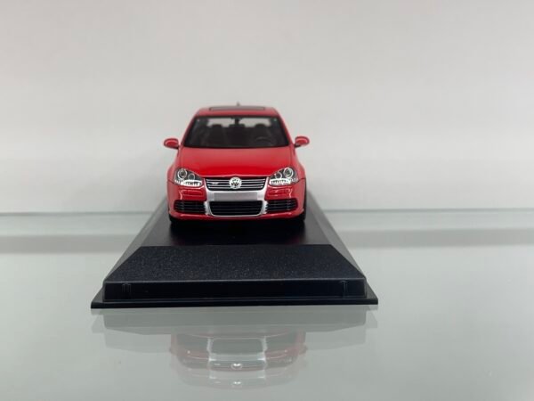 Volkswagen Golf V R32