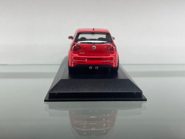 Volkswagen Golf V R32