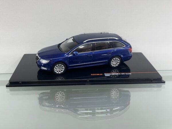 Skoda Superb II (3T) Combi 2008