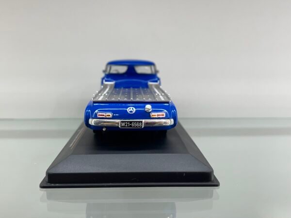 MERCEDES-BENZ Rennwagen-Schnelltransporter 1955