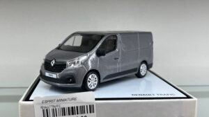 RENAUL TRAFIC