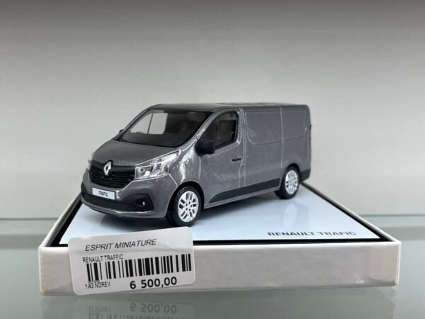 RENAUL TRAFIC