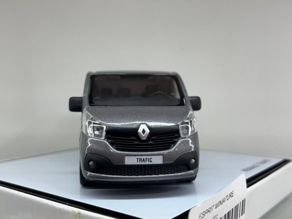 RENAUL TRAFIC