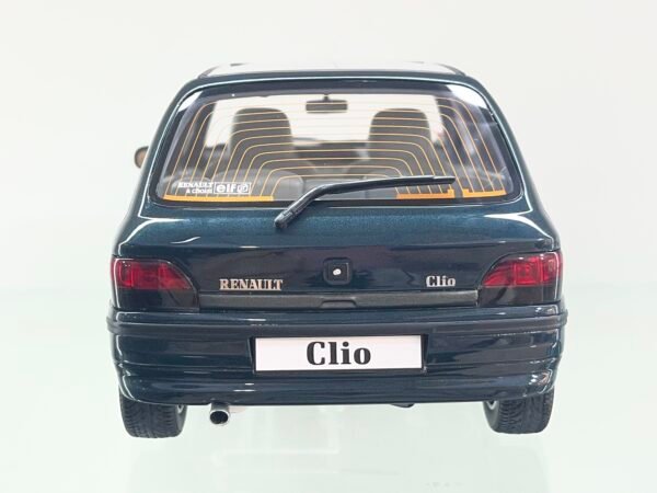 Renault Clio Baccara 1.8 de 1995