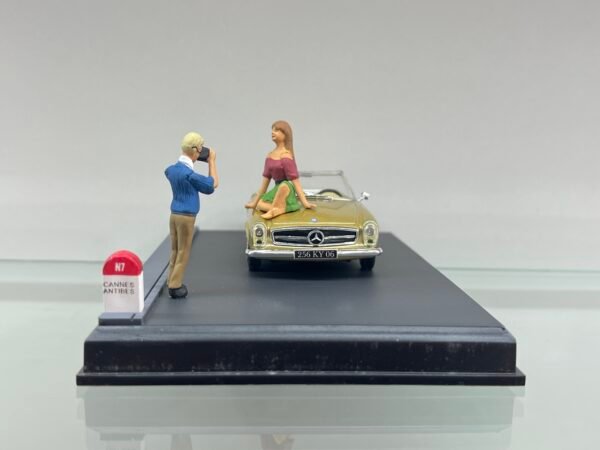 Mercedes-Benz 230 SL