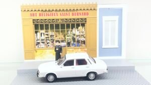 Renault 12 TL "Art Religieux Saint Bernard"