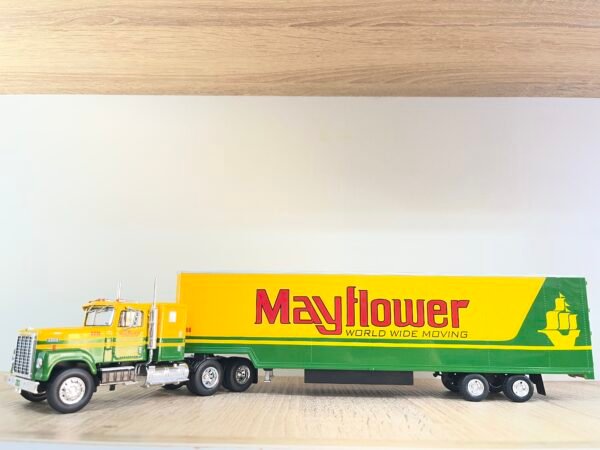 International Transtar 4370