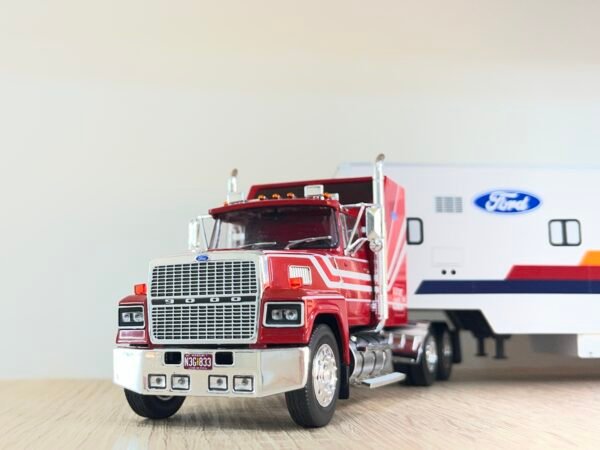 Ford LTL 9000