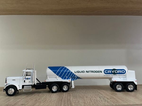 Freightliner FLC 120 64T